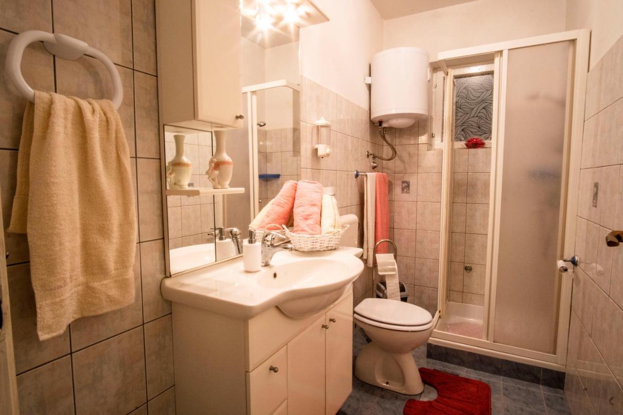 House Nada Apartman Muntić Екстериор снимка